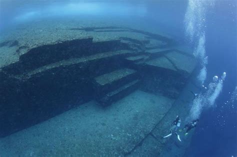 yonaguni ruins|Yonaguni Monument: Uncovering the Mystery of the .
